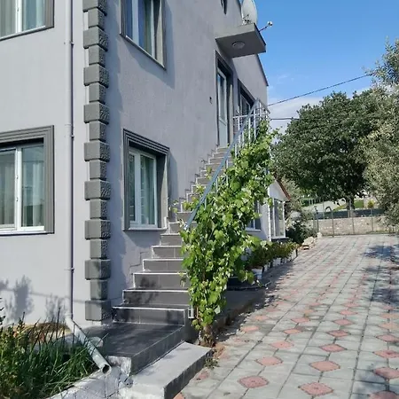 Aparthotel Cetin Apart *