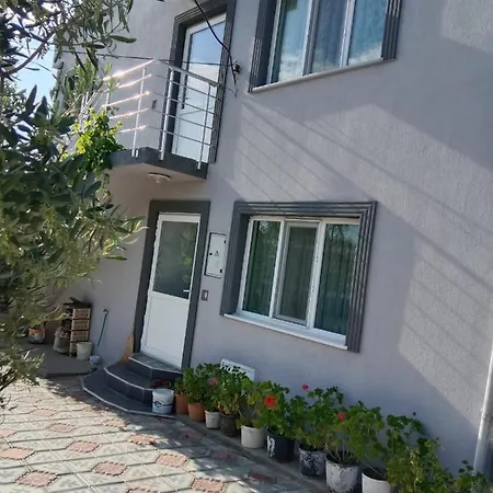 Cetin Apart Aparthotel Ezine